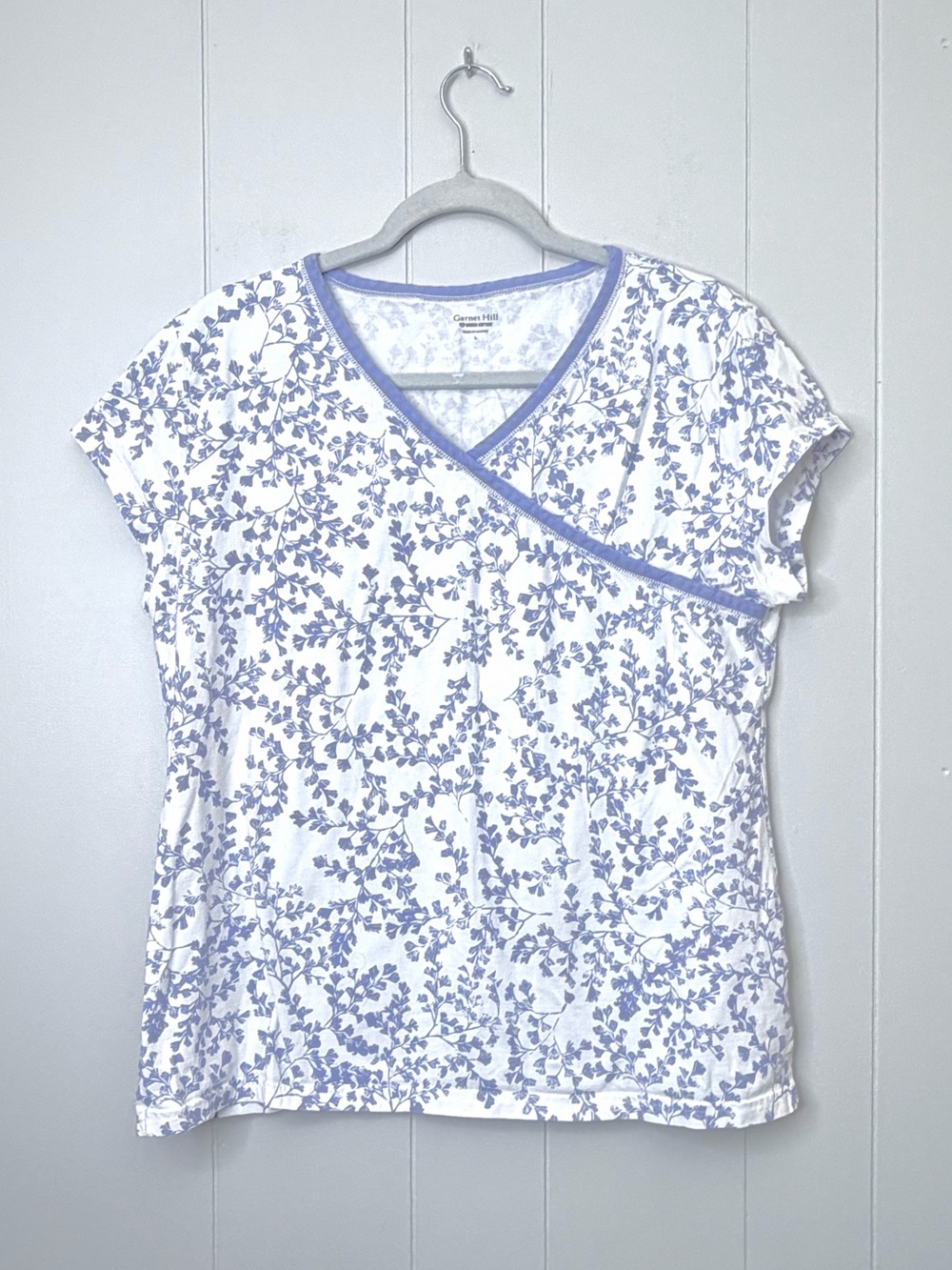 Garnet Hill Organic Cotton White Periwinkle Floral Wrap PJ Shirt Top Large